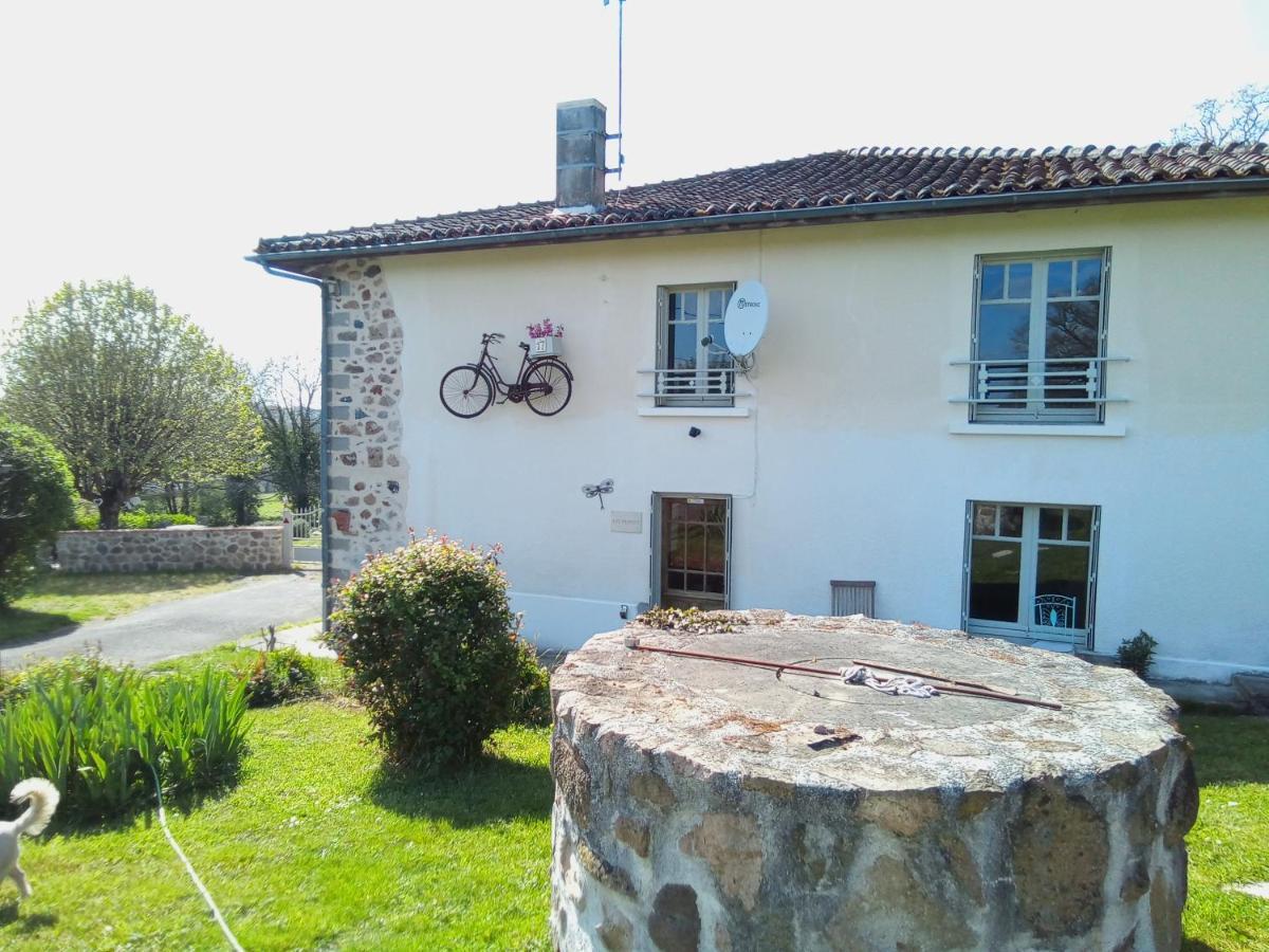 Vila Les Outres Chabrac Exteriér fotografie